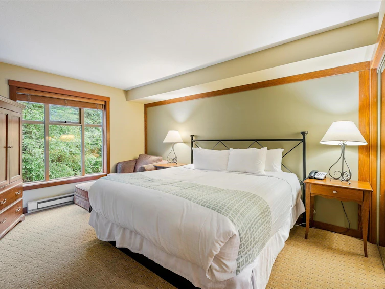 207 G4-4653 Blackcomb Way, Whistler, BC, V8E 0Y9 - 2
