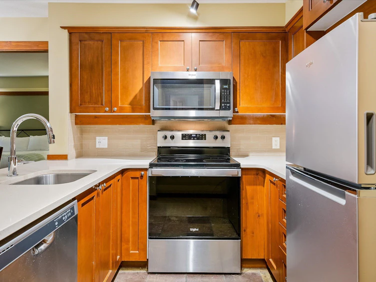 207 G4-4653 Blackcomb Way, Whistler, BC, V8E 0Y9 - 15