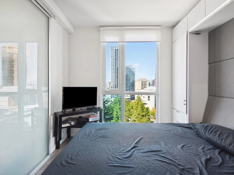1106-13438 Central Avenue, Surrey, BC, V3T 0N2 - 13