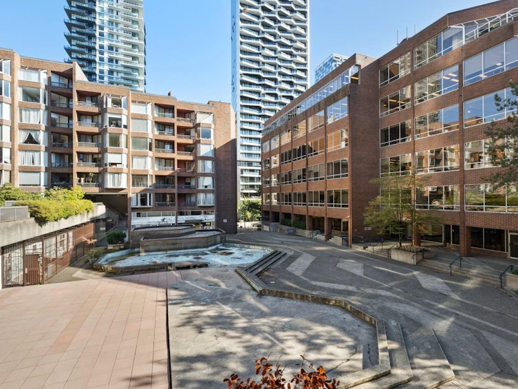 214-1330 Burrard Street, Vancouver, BC, V6Z 2B8 - 14