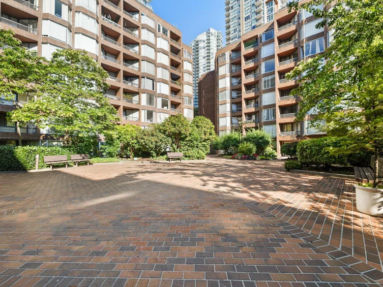 214-1330 Burrard Street, Vancouver, BC, V6Z 2B8 - 16