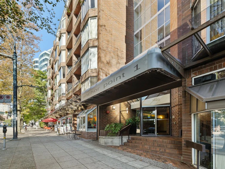 214-1330 Burrard Street, Vancouver, BC, V6Z 2B8 - 24