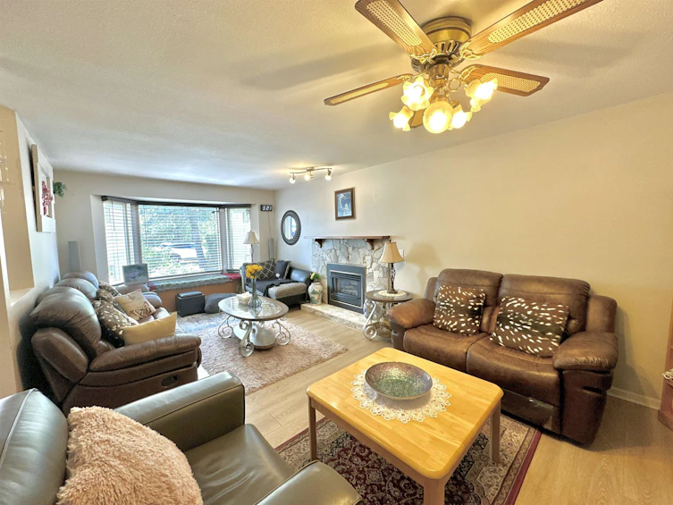 11012 Hazelwood Street, Maple Ridge, BC, V2X 9P9 - 4