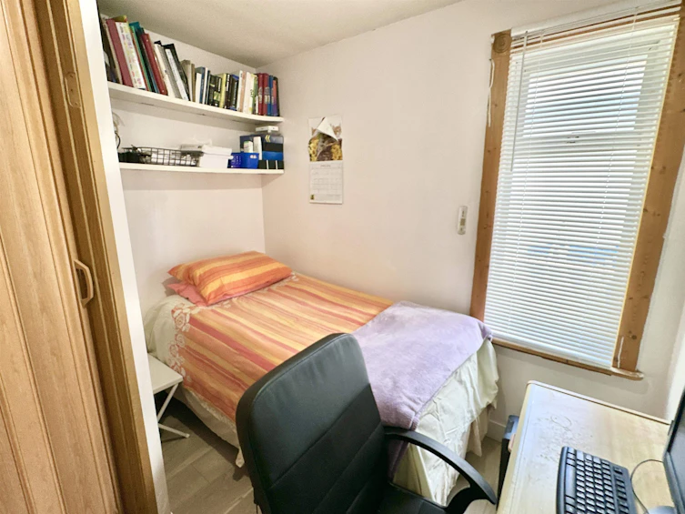 11012 Hazelwood Street, Maple Ridge, BC, V2X 9P9 - 11