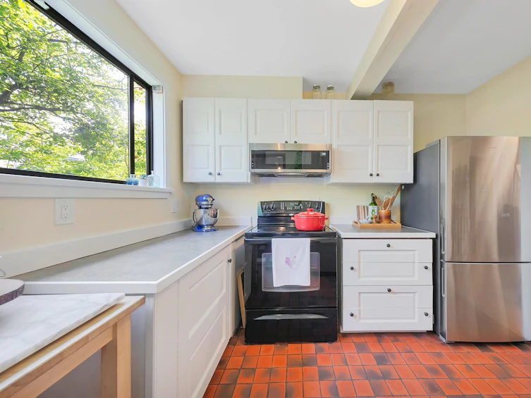 732 Hawks Avenue, Vancouver, BC, V6A 3J3 - 6