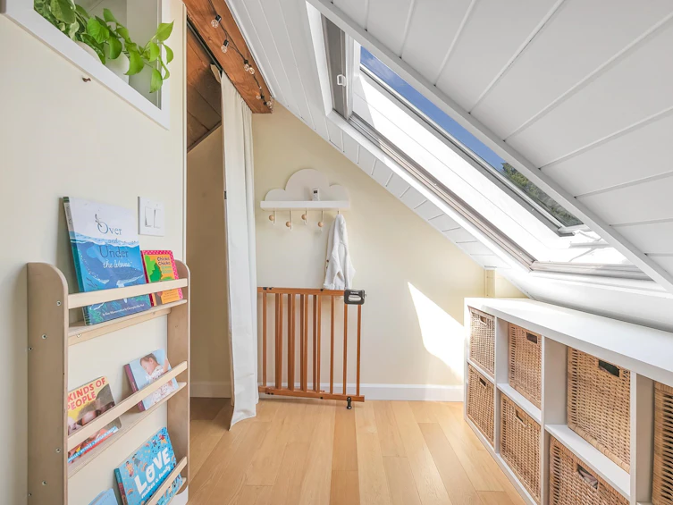 732 Hawks Avenue, Vancouver, BC, V6A 3J3 - 25