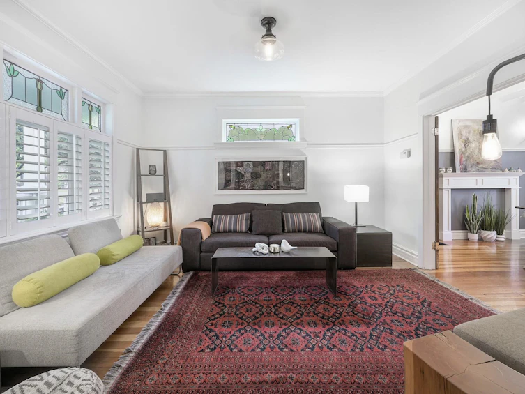 155 E 23rd Avenue, Vancouver, BC, V5V 1X1 - 3