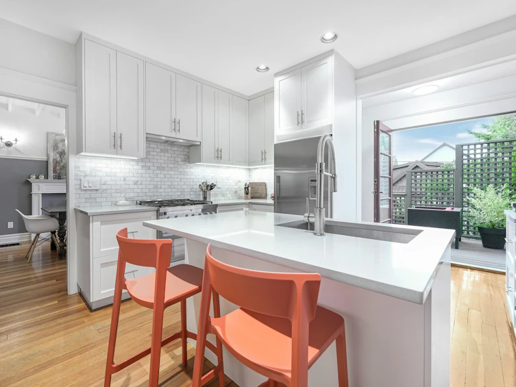 155 E 23rd Avenue, Vancouver, BC, V5V 1X1 - 10