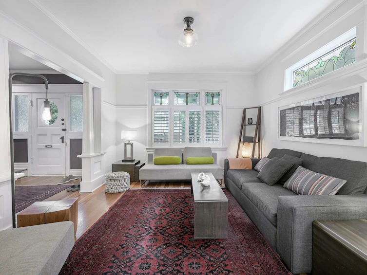 155 E 23rd Avenue, Vancouver, BC, V5V 1X1 - 4