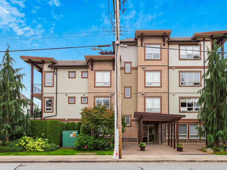 200-15268 18, Surrey, BC, V4A 1W8 - 2