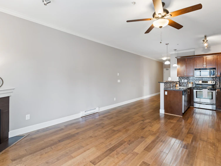 200-15268 18, Surrey, BC, V4A 1W8 - 12