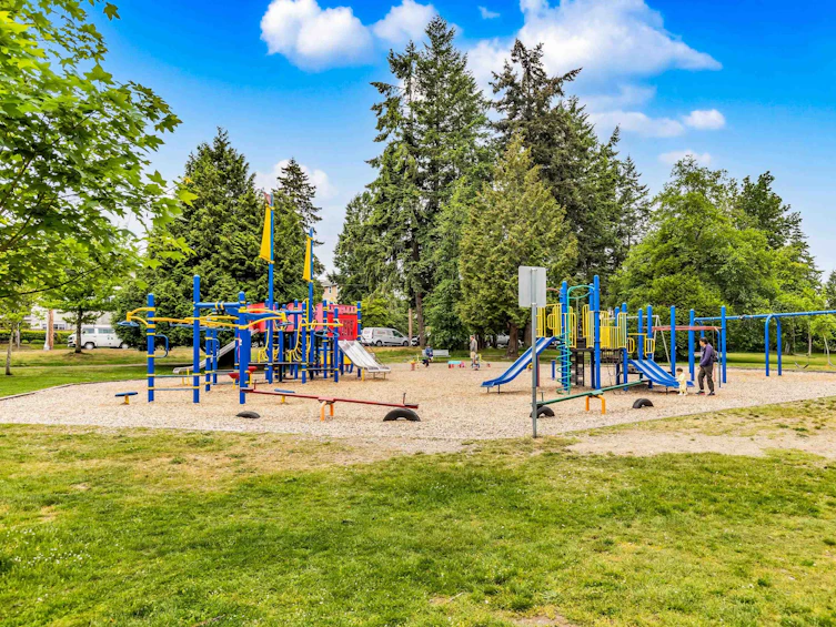 200-15268 18, Surrey, BC, V4A 1W8 - 32