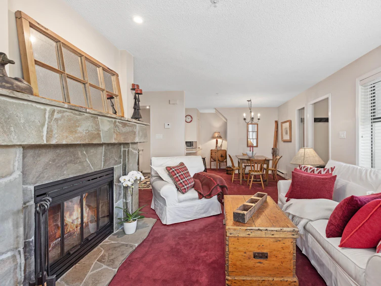 11-4725 Spearhead Drive, Whistler, BC, V8E 1E6 - 2