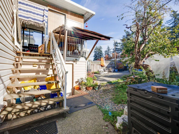 5888 Ormidale Street, Vancouver, BC, V5R 4R3 - 32
