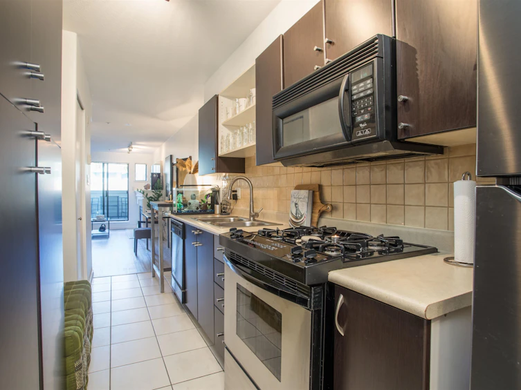 200-2741 E Hastings Street, Vancouver, BC, V5K 1Z8 - 10