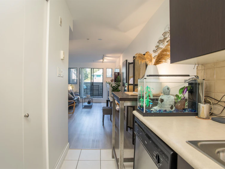 200-2741 E Hastings Street, Vancouver, BC, V5K 1Z8 - 11