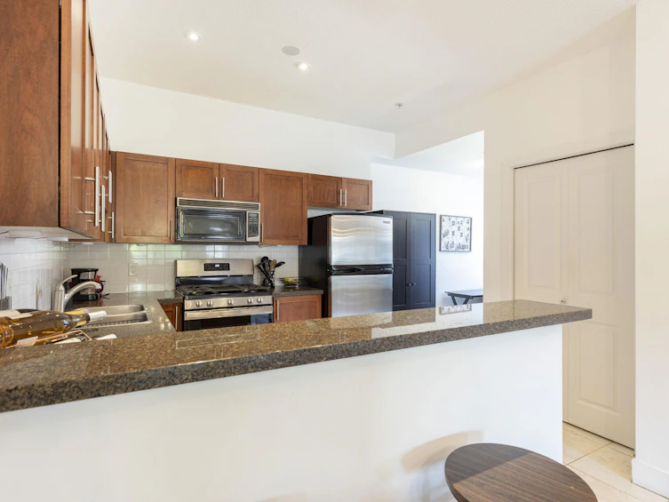 109-4438 Albert Street, Burnaby, BC, V5C 2G2 - 17