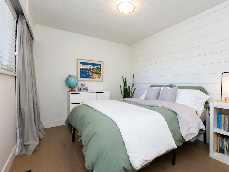1587 Stayte Road, Surrey, BC, V4B 4Z4 - 9