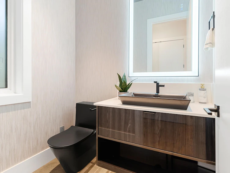 243 E 21st Street, North Vancouver, BC, V7L 3B7 - 16
