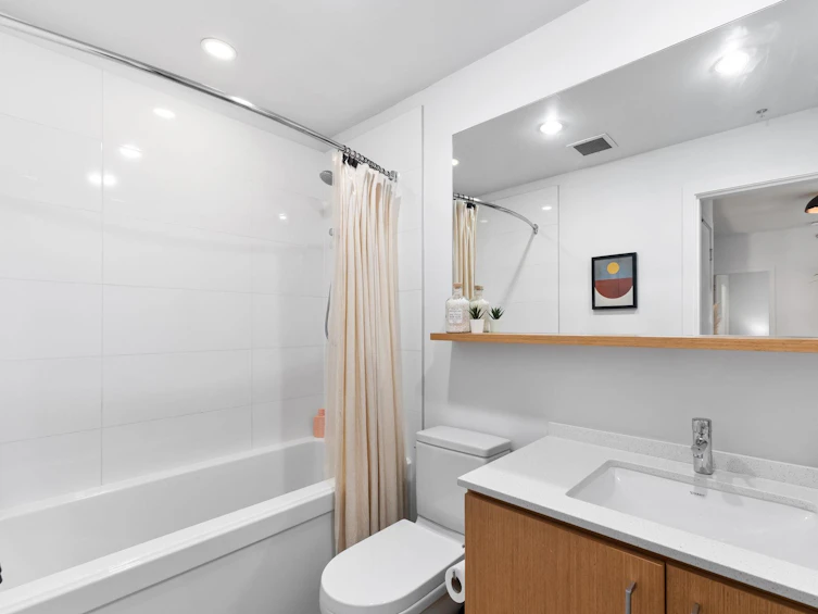 7-221 East 3rd Street, North Vancouver, BC, V7L 0C1 - 25