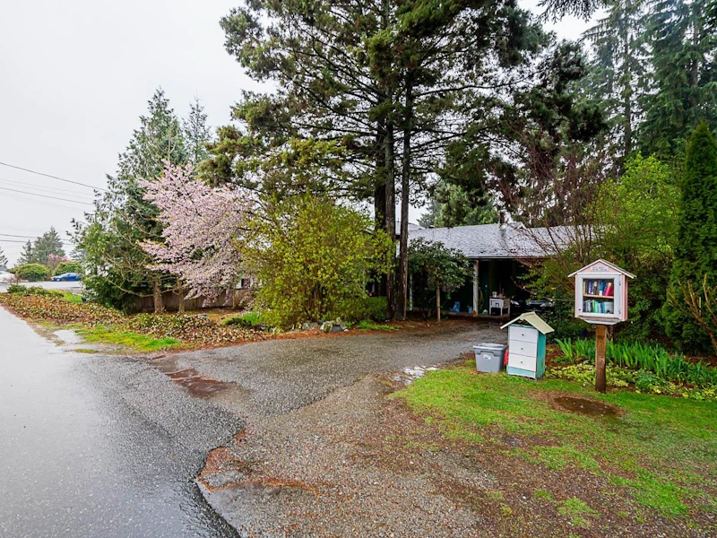 8063 Manson Street, Mission BC V2V 6P6