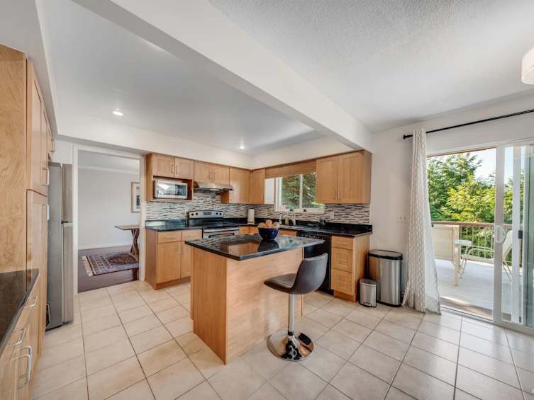 1310 Glen Abbey Drive, Burnaby, BC, V5A 3Y4 - 14