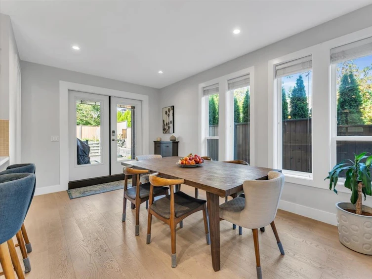 362 East 12th Street, North Vancouver, BC, V7L 2J9 - 5