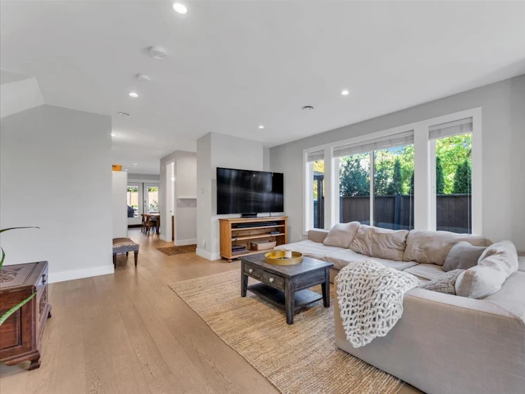 362 East 12th Street, North Vancouver, BC, V7L 2J9 - 12
