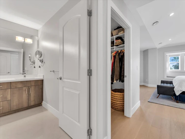 362 East 12th Street, North Vancouver, BC, V7L 2J9 - 17