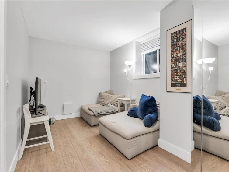 362 East 12th Street, North Vancouver, BC, V7L 2J9 - 30