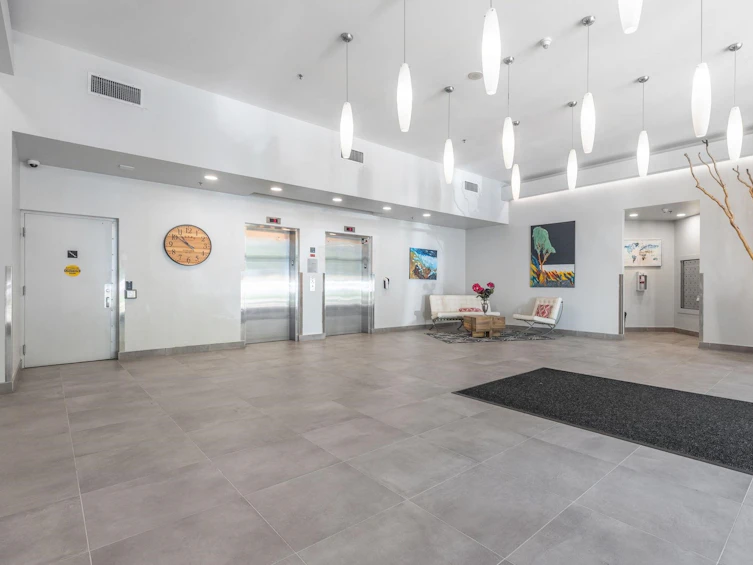 1106-124 West 1st Street, North Vancouver, BC, V7M 3N3 - 4