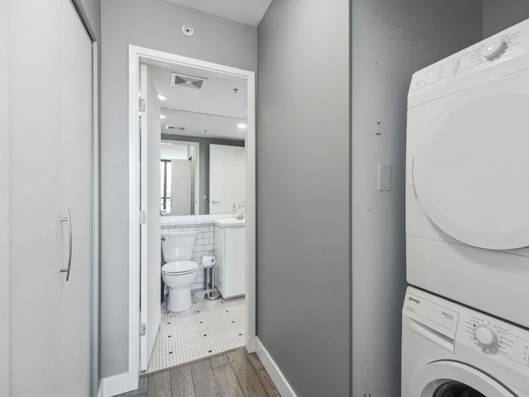 1106-124 West 1st Street, North Vancouver, BC, V7M 3N3 - 20
