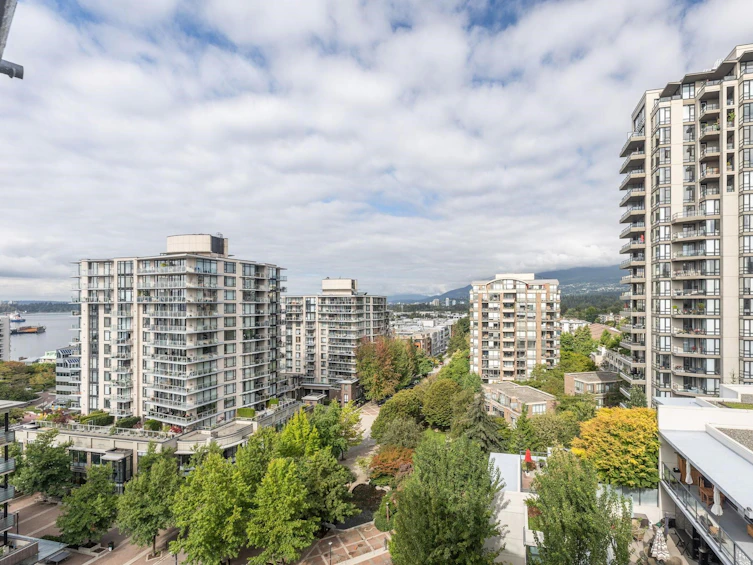 1106-124 West 1st Street, North Vancouver, BC, V7M 3N3 - 27