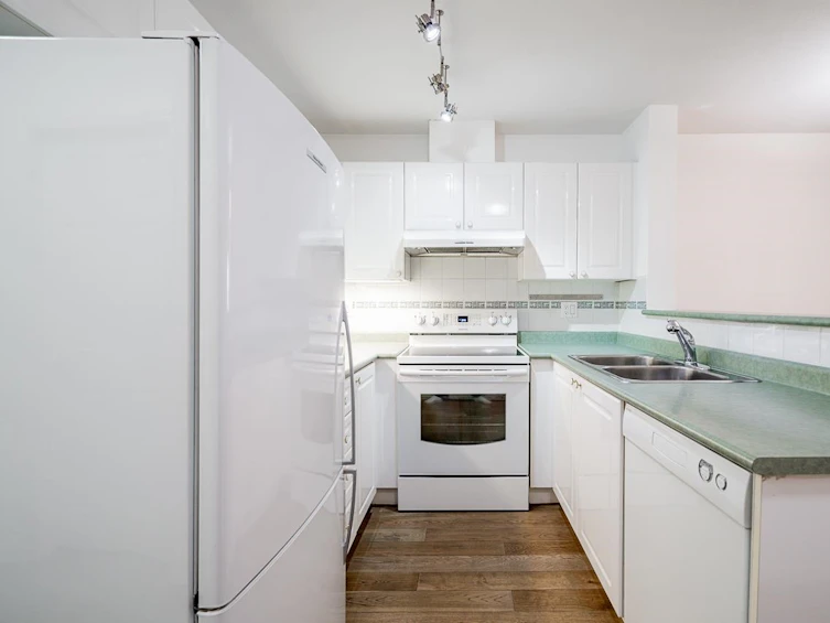 306-868 Kingsway, Vancouver, BC, V5V 3C3 - 13