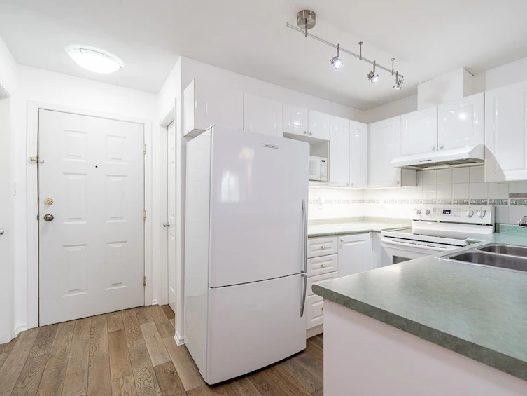 306-868 Kingsway, Vancouver, BC, V5V 3C3 - 16