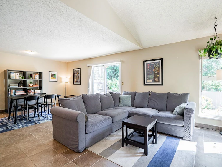7444 Meadowland Place, Vancouver, BC, V5S 3Z4 - 2