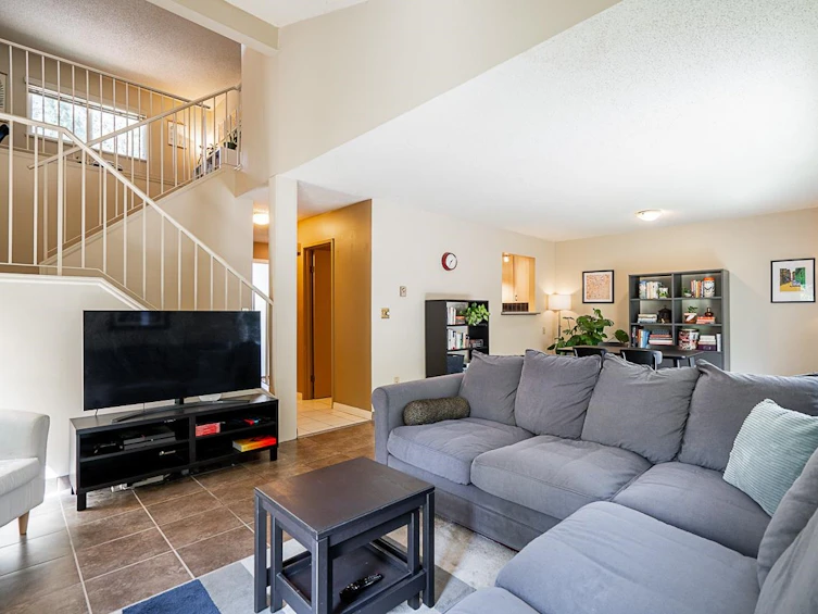7444 Meadowland Place, Vancouver, BC, V5S 3Z4 - 3