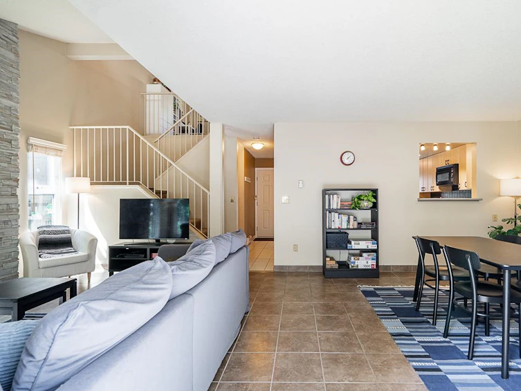 7444 Meadowland Place, Vancouver, BC, V5S 3Z4 - 7