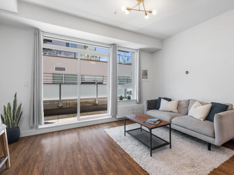 207-711 West 14th Street, North Vancouver, BC, V7M 3E8 - 11