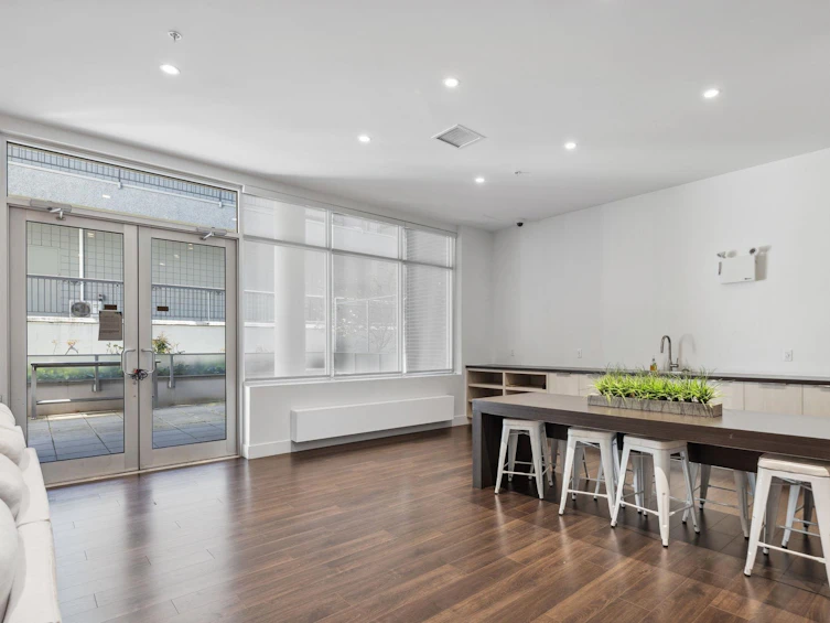 207-711 West 14th Street, North Vancouver, BC, V7M 3E8 - 25