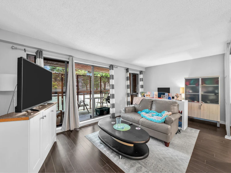 209-1855 Nelson Street, Vancouver, BC, V6G 1M9 - 2