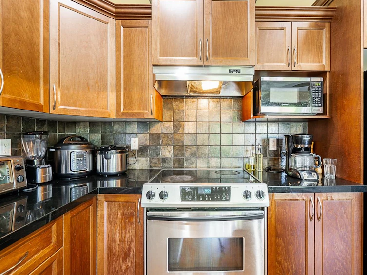 19405 66a Avenue, Surrey, BC, V4N 0C3 - 13