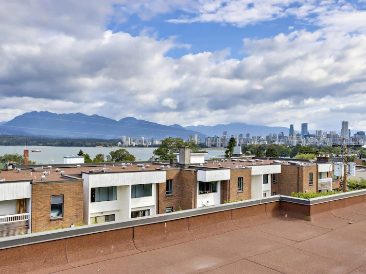 207-2475 York Avenue, Vancouver, BC, V6K 1C9 - 25