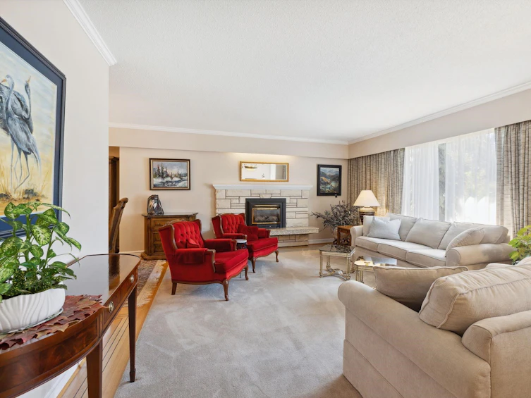 1332 Crayford Close, North Vancouver, BC, V7J 1P7 - 3