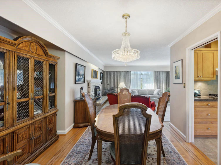 1332 Crayford Close, North Vancouver, BC, V7J 1P7 - 9