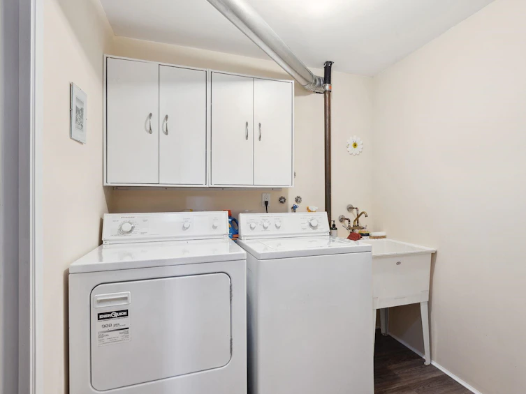 1332 Crayford Close, North Vancouver, BC, V7J 1P7 - 27