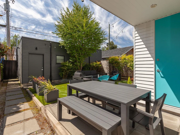 1018 East 14th Avenue, Vancouver, BC, V5T 2N9 - 18