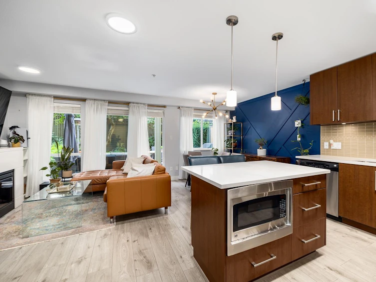 234-15850 26, Surrey, BC, V3S 2N6 - 10