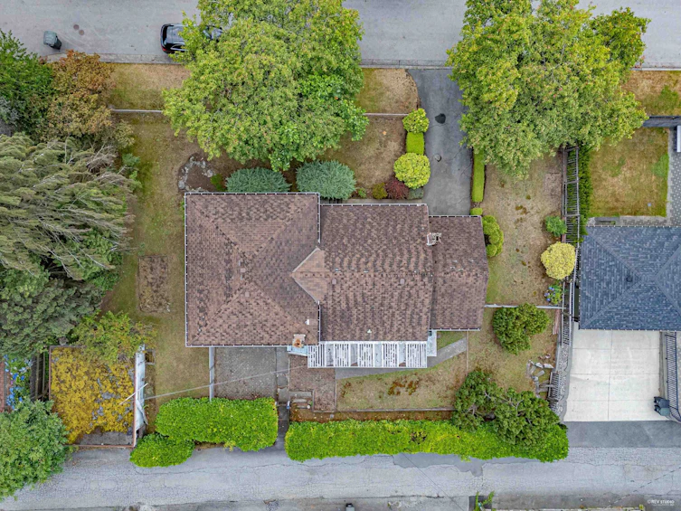 4838 Gilpin Court, Burnaby, BC, V5G 3A3 - 8
