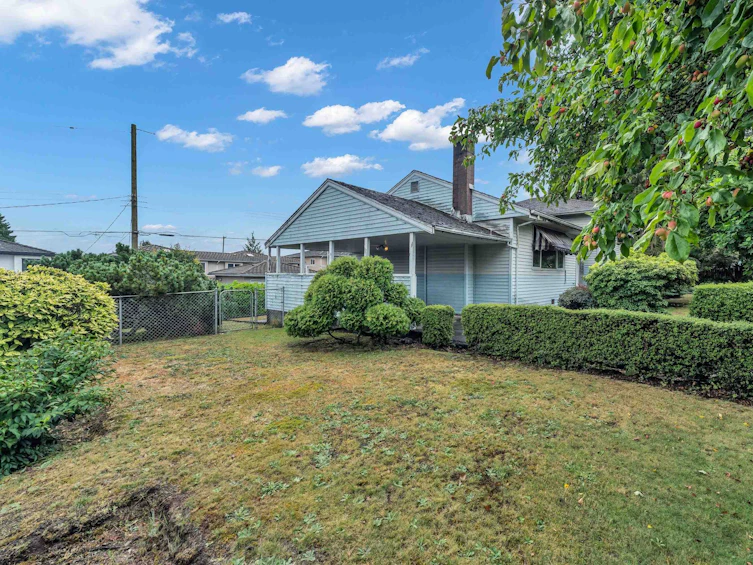 4838 Gilpin Court, Burnaby, BC, V5G 3A3 - 11